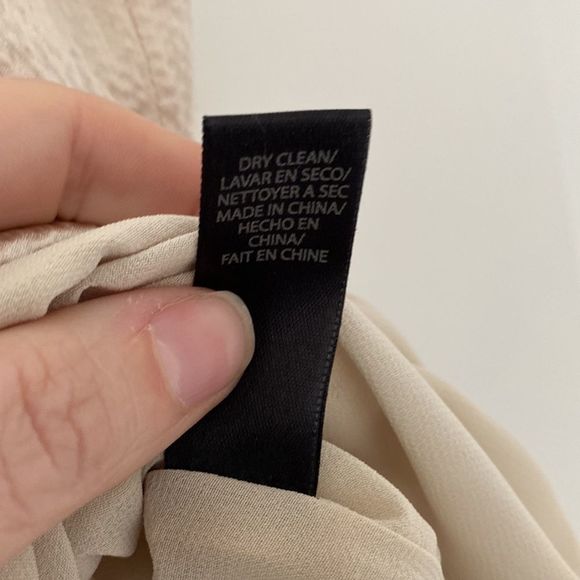 NWT. Rachel Roy Silk Sleeveless Top - Picture 6 of 7